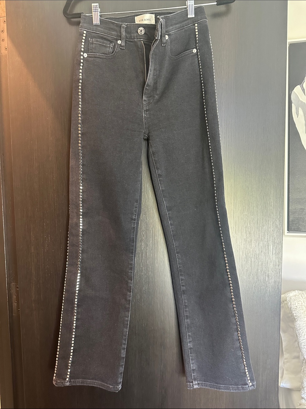 Frame Le Sleek Straight Black Denim Jeans, Studs Size 26